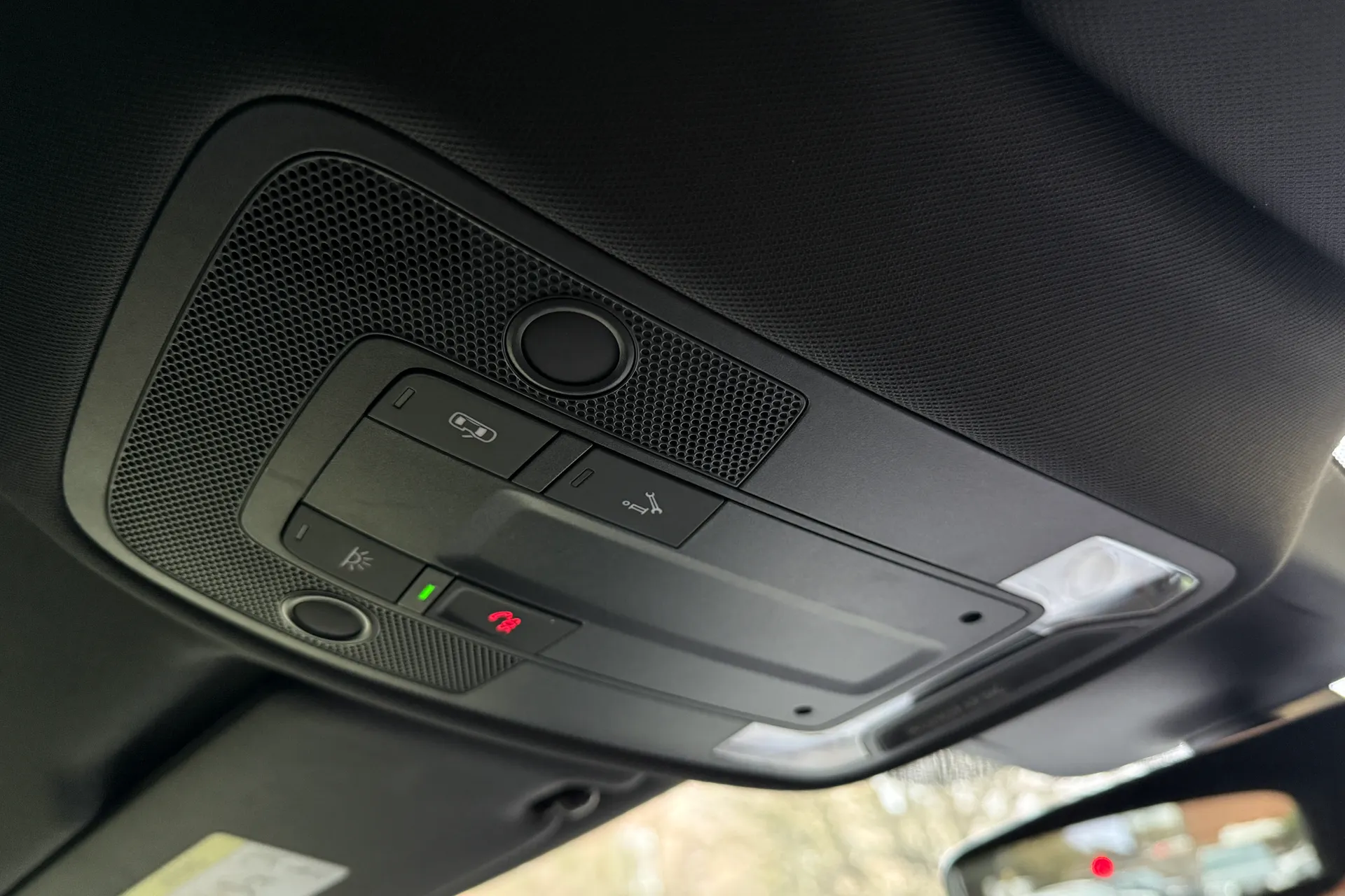 Audi Q3 thumbnail image number 34