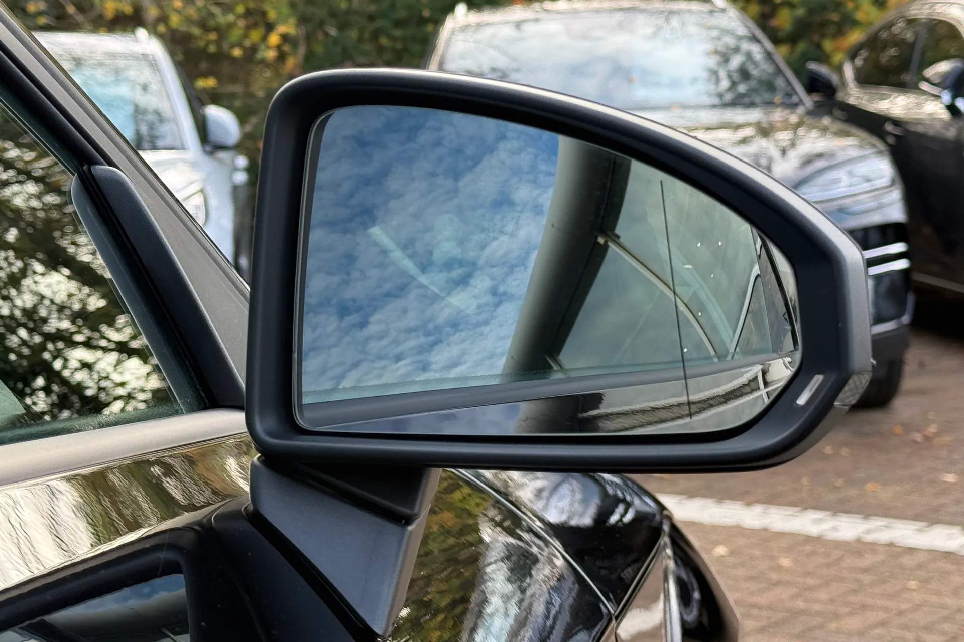 Audi TT thumbnail image number 8