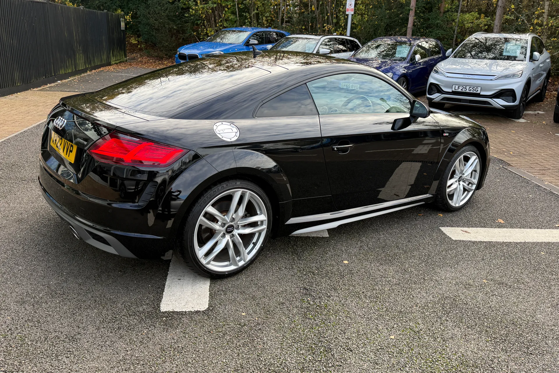 Audi TT thumbnail image number 12