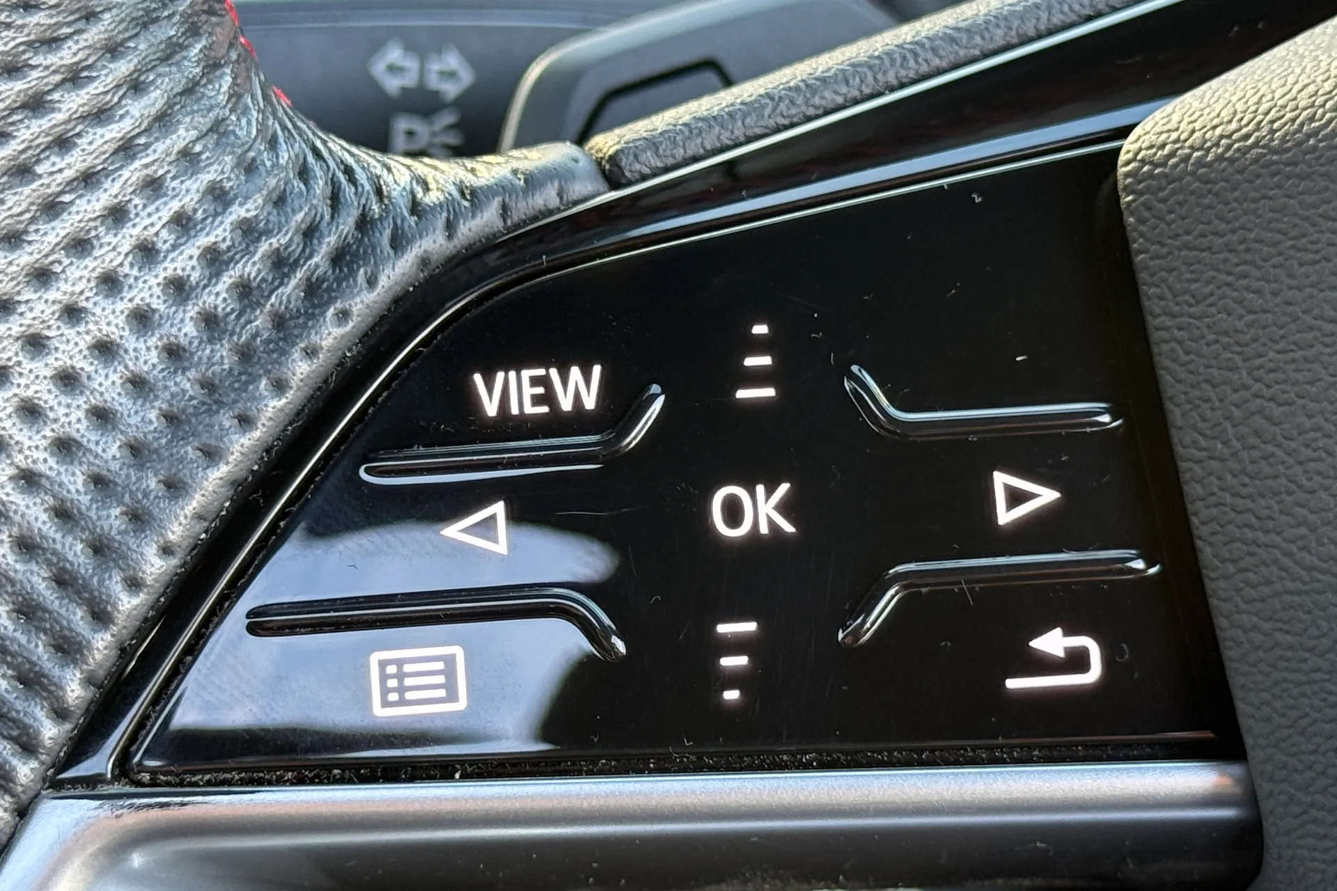 Audi Q4 thumbnail image number 53