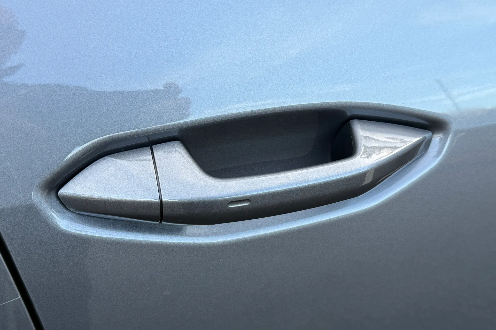 Audi Q4 thumbnail image number 41