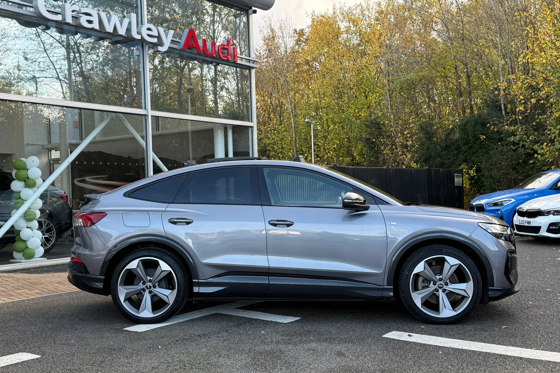 Audi Q4 thumbnail image number 2