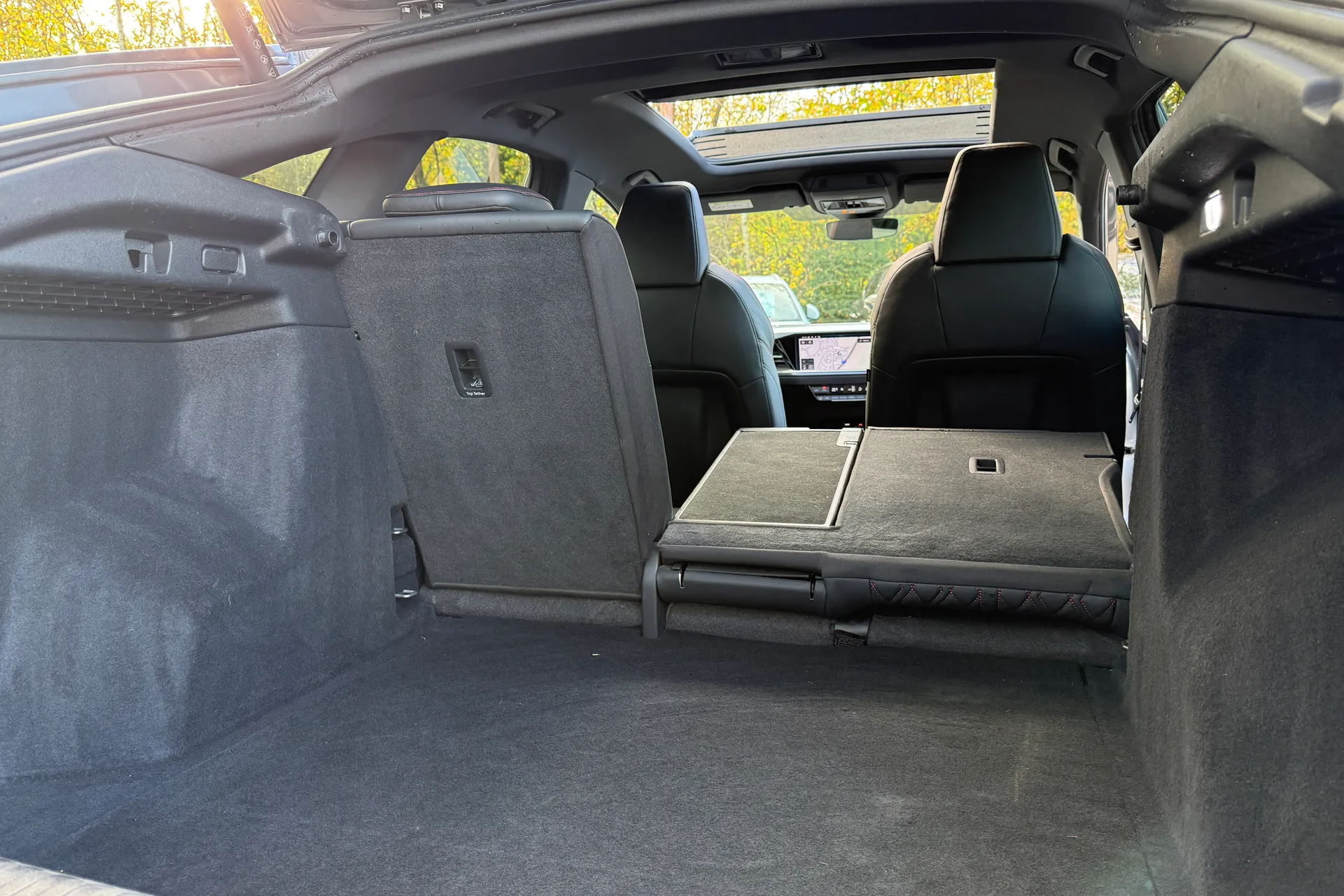 Audi Q4 thumbnail image number 35