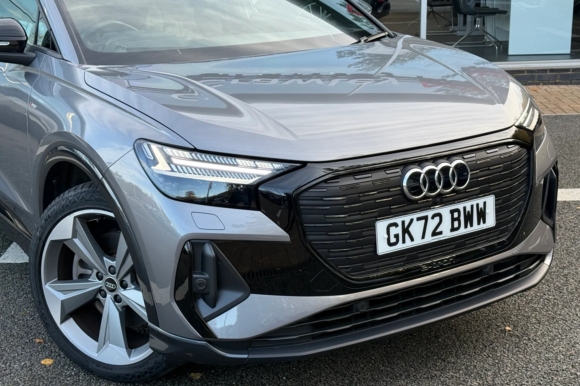 Audi Q4 thumbnail image number 22