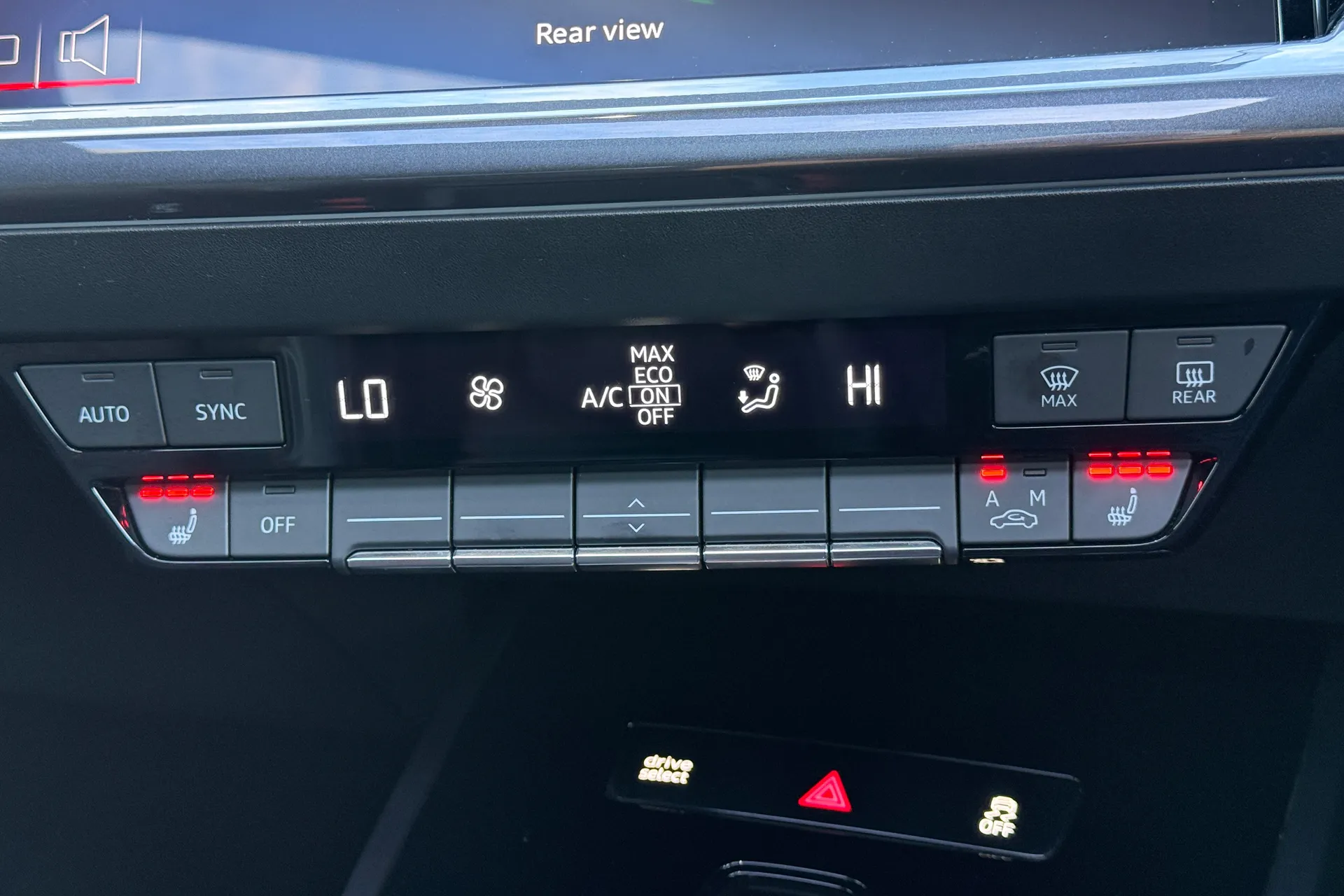 Audi Q4 thumbnail image number 50