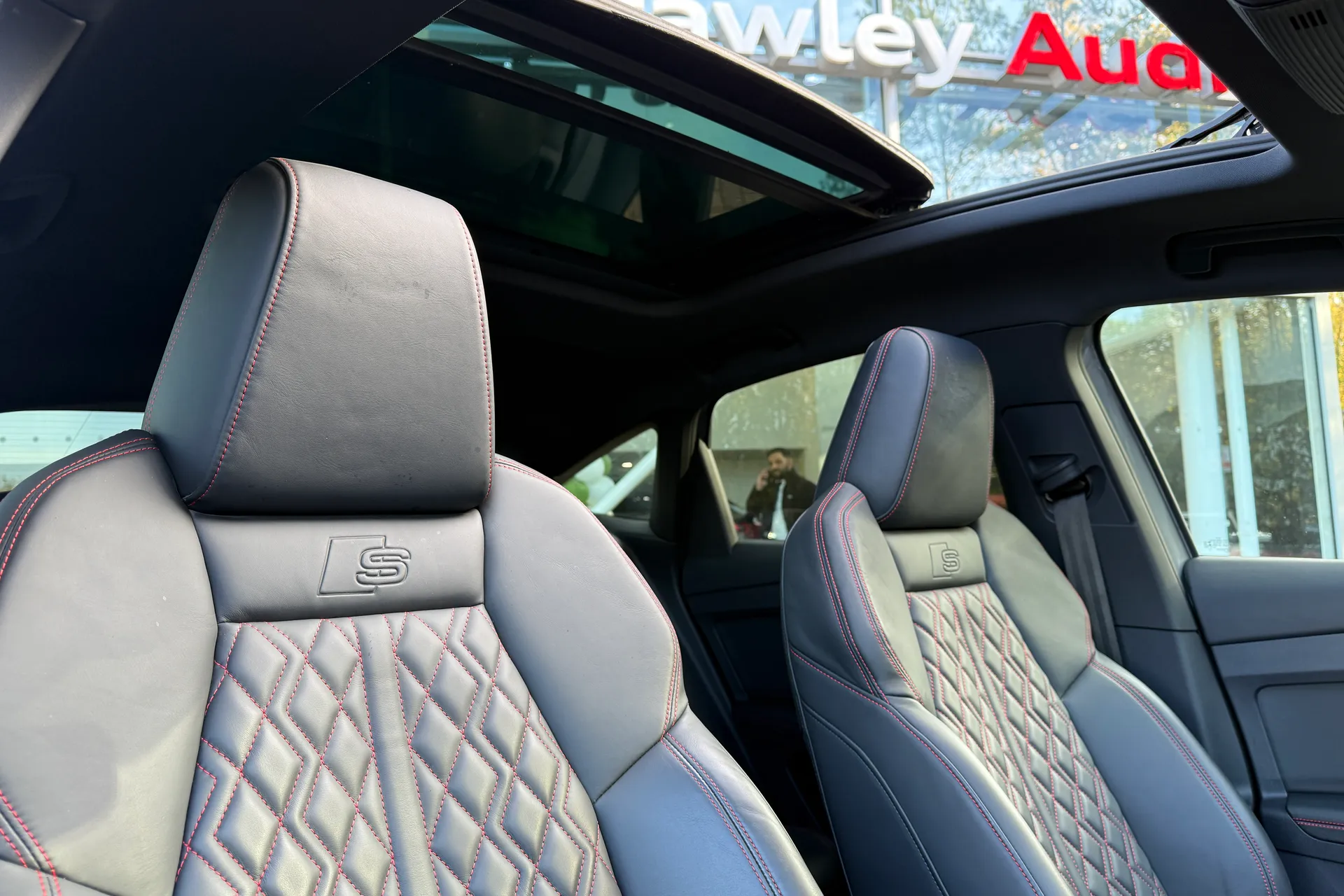 Audi Q4 thumbnail image number 39