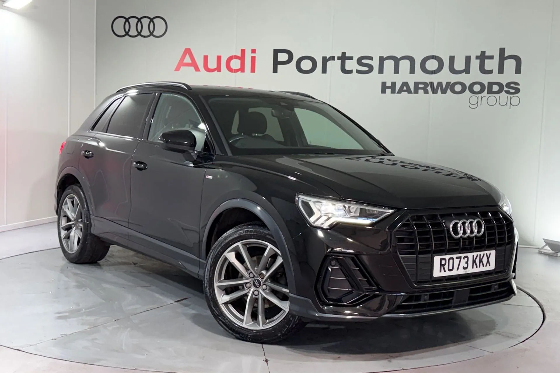 Audi Q3 focused image