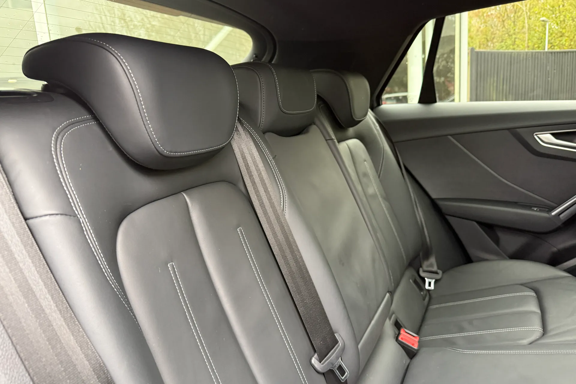 Audi Q2 thumbnail image number 38