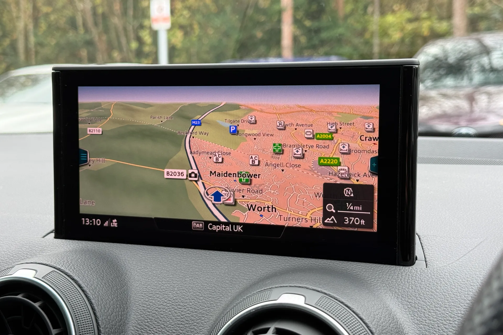 Audi Q2 thumbnail image number 3