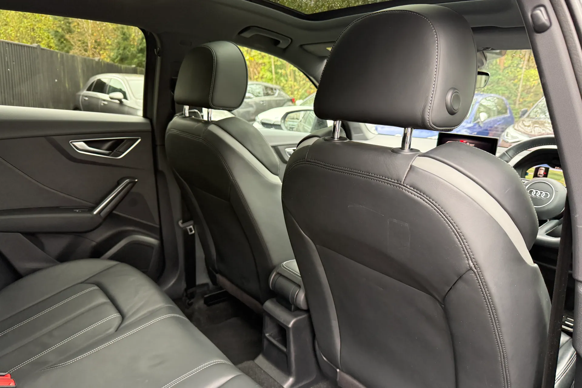 Audi Q2 thumbnail image number 40