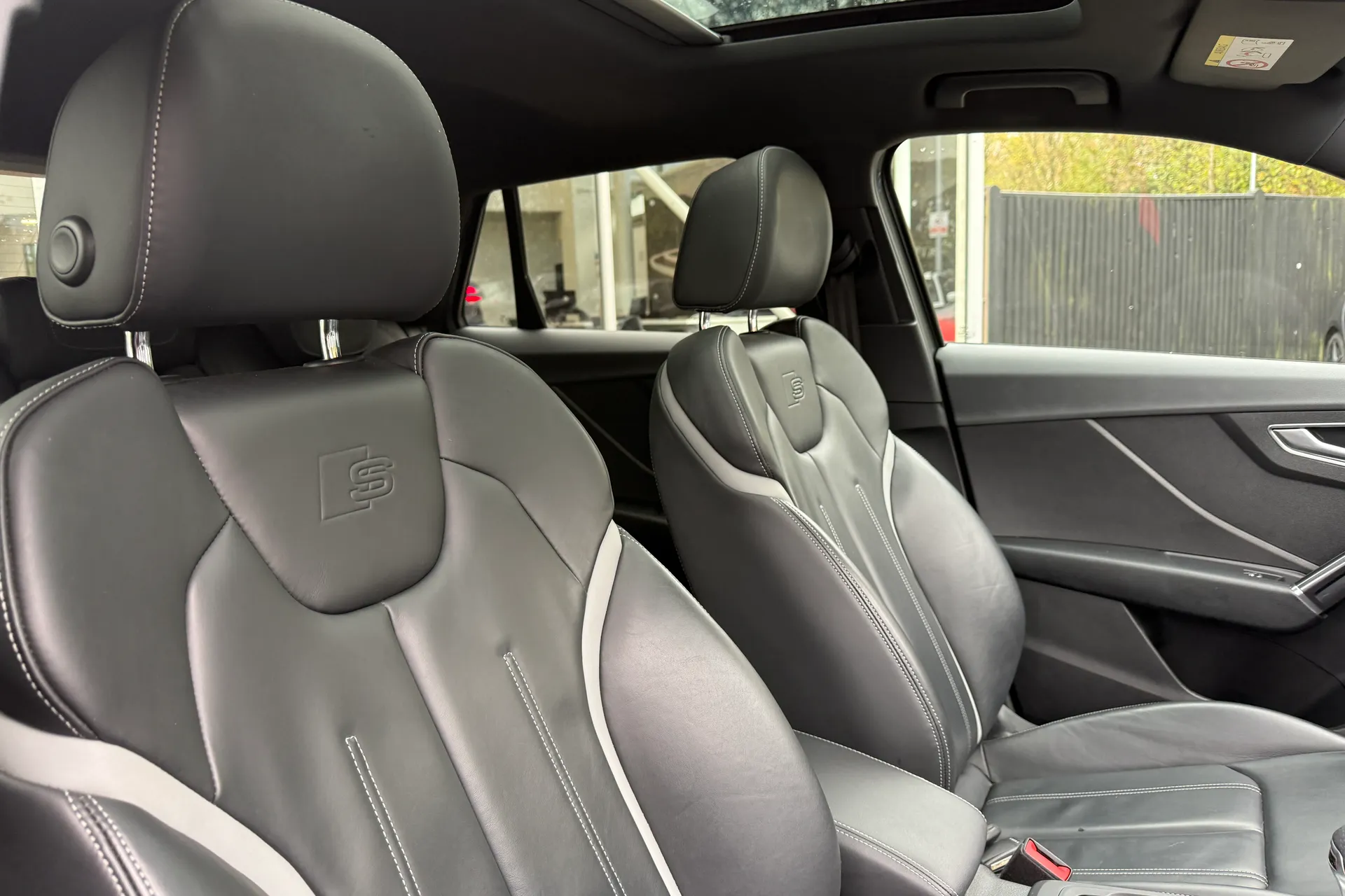 Audi Q2 thumbnail image number 35