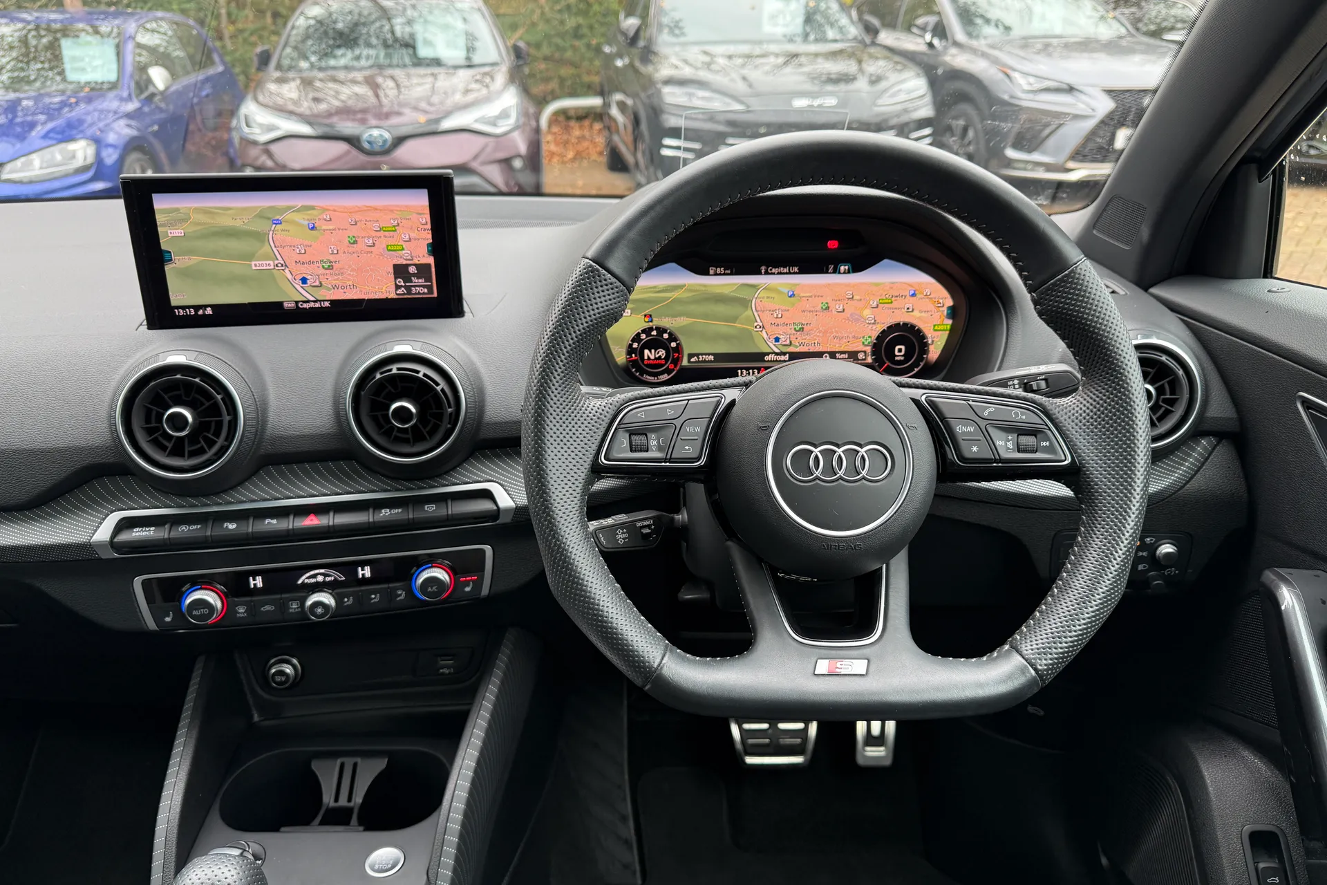 Audi Q2 thumbnail image number 6