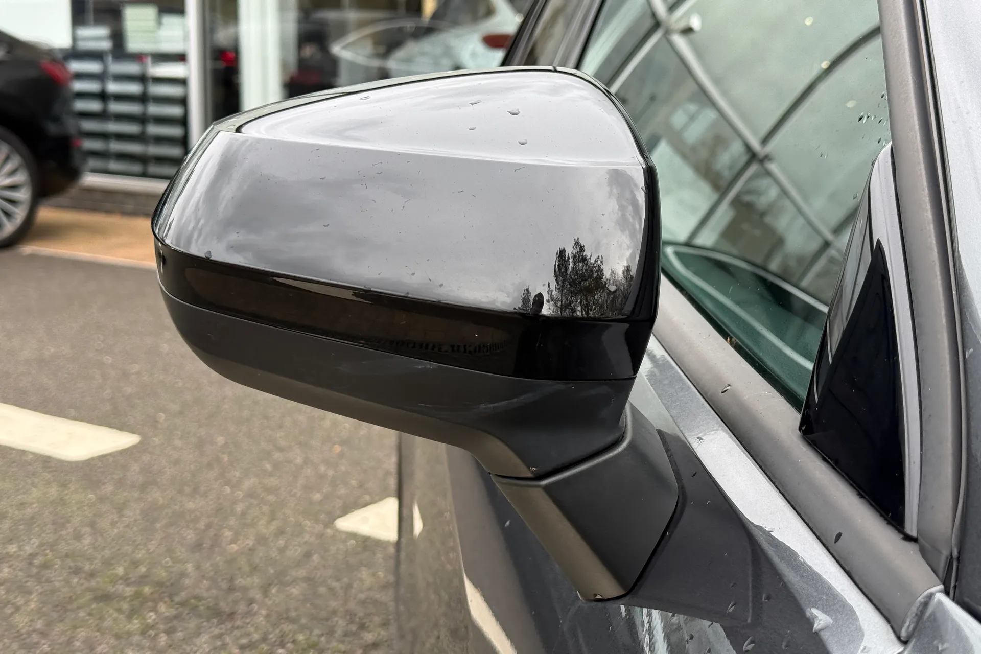 Audi Q2 thumbnail image number 10