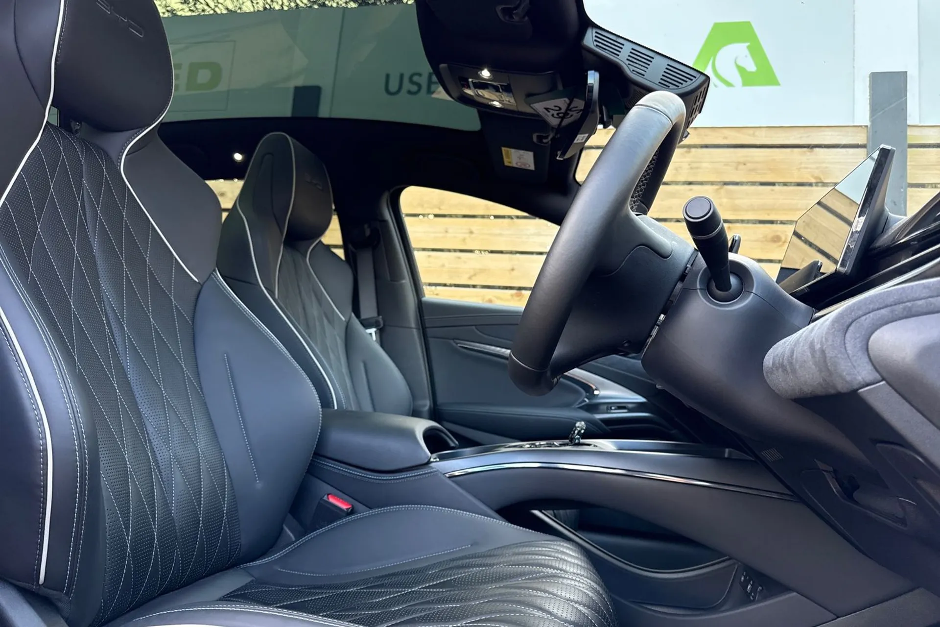 BYD SEAL thumbnail image number 28