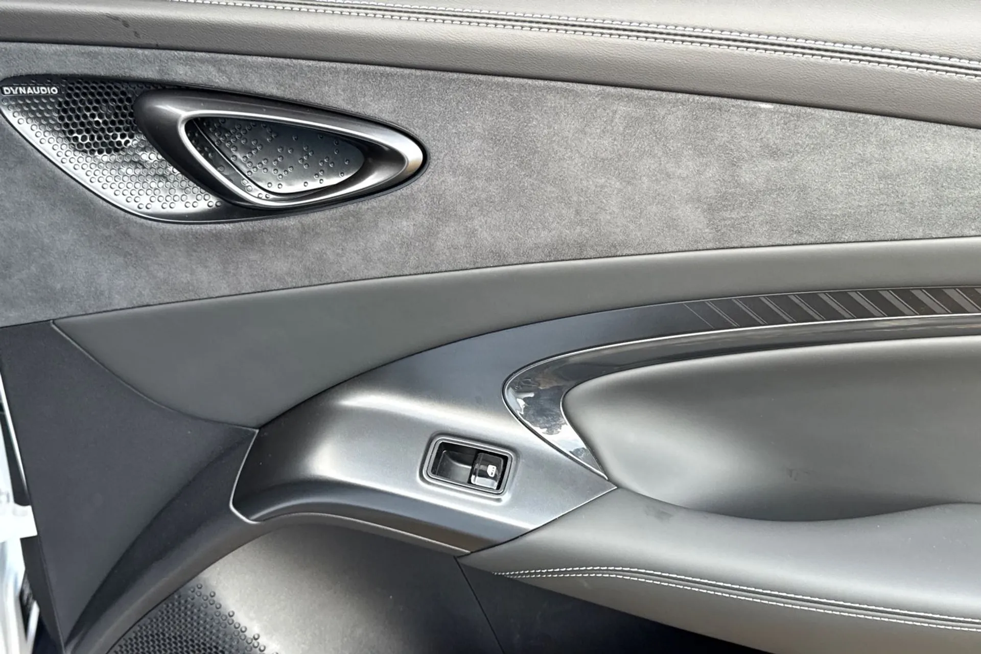 BYD SEAL thumbnail image number 53