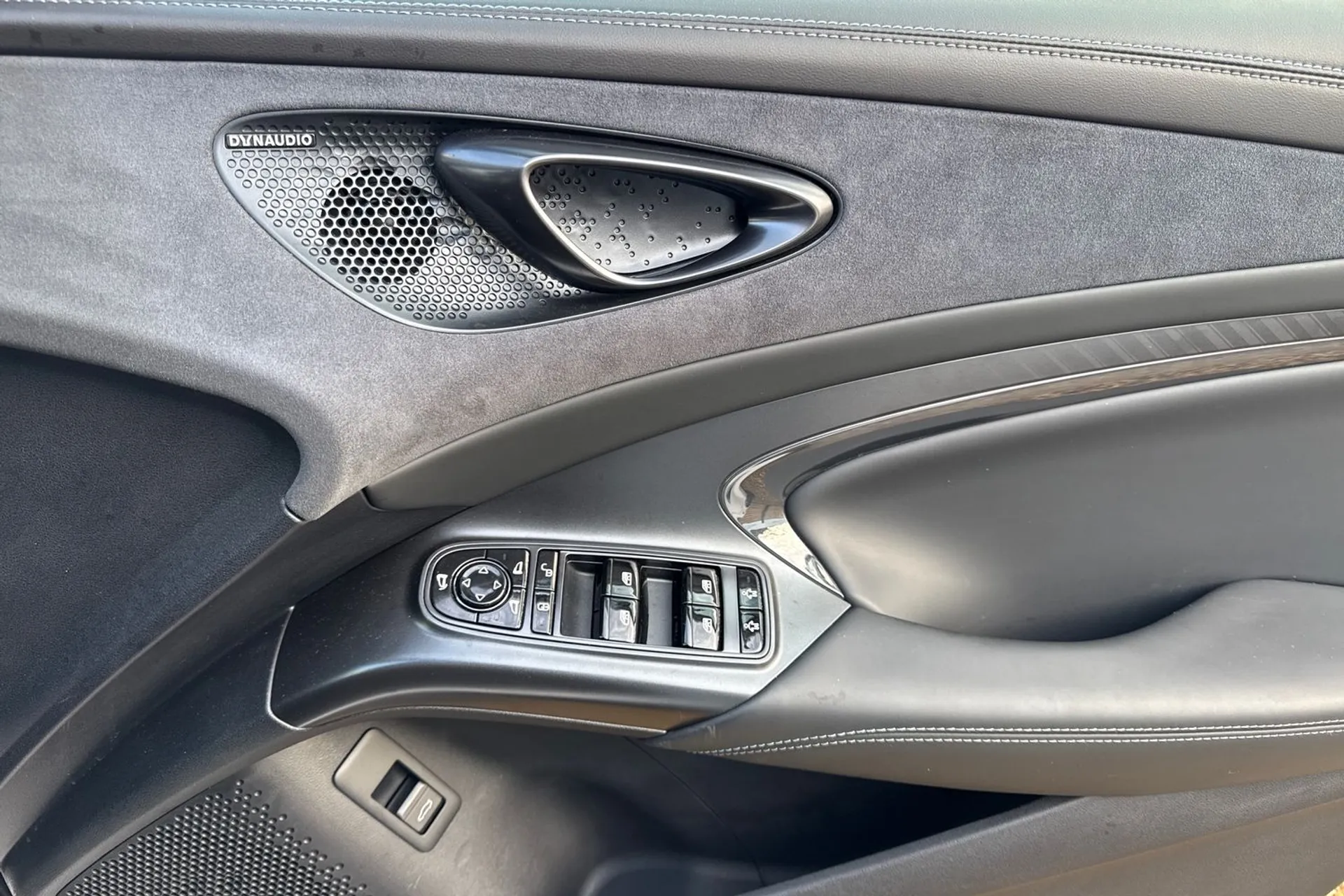 BYD SEAL thumbnail image number 41