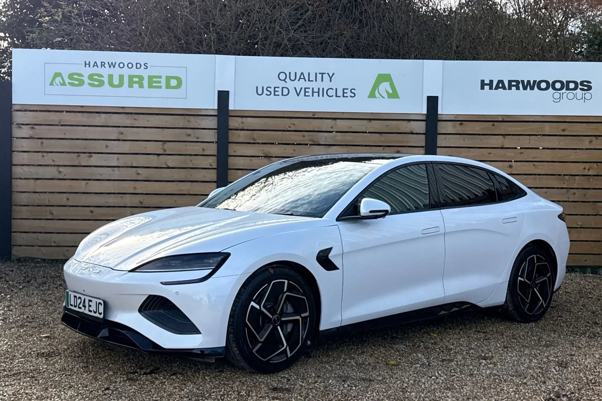 BYD SEAL thumbnail image number 13