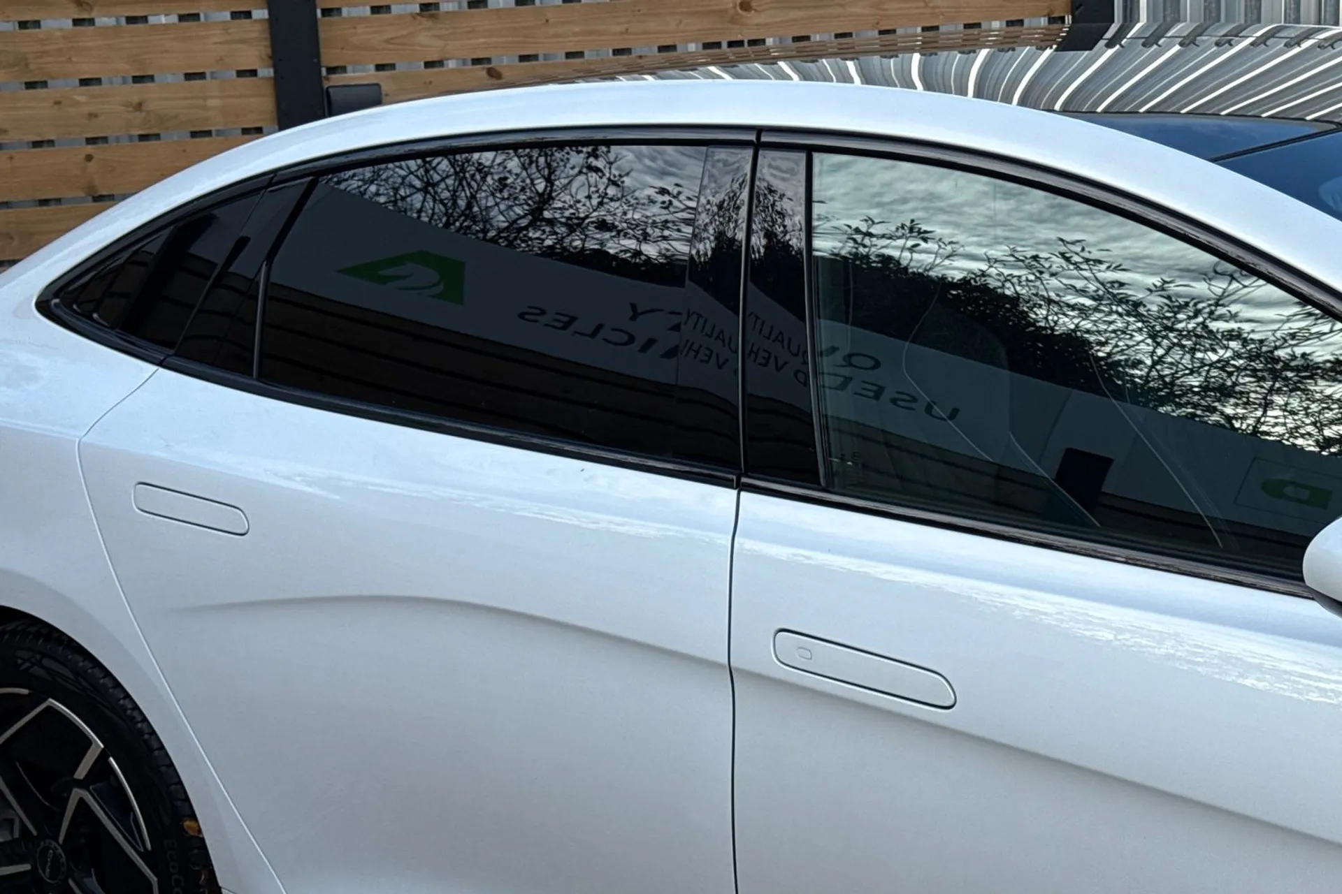 BYD SEAL thumbnail image number 16