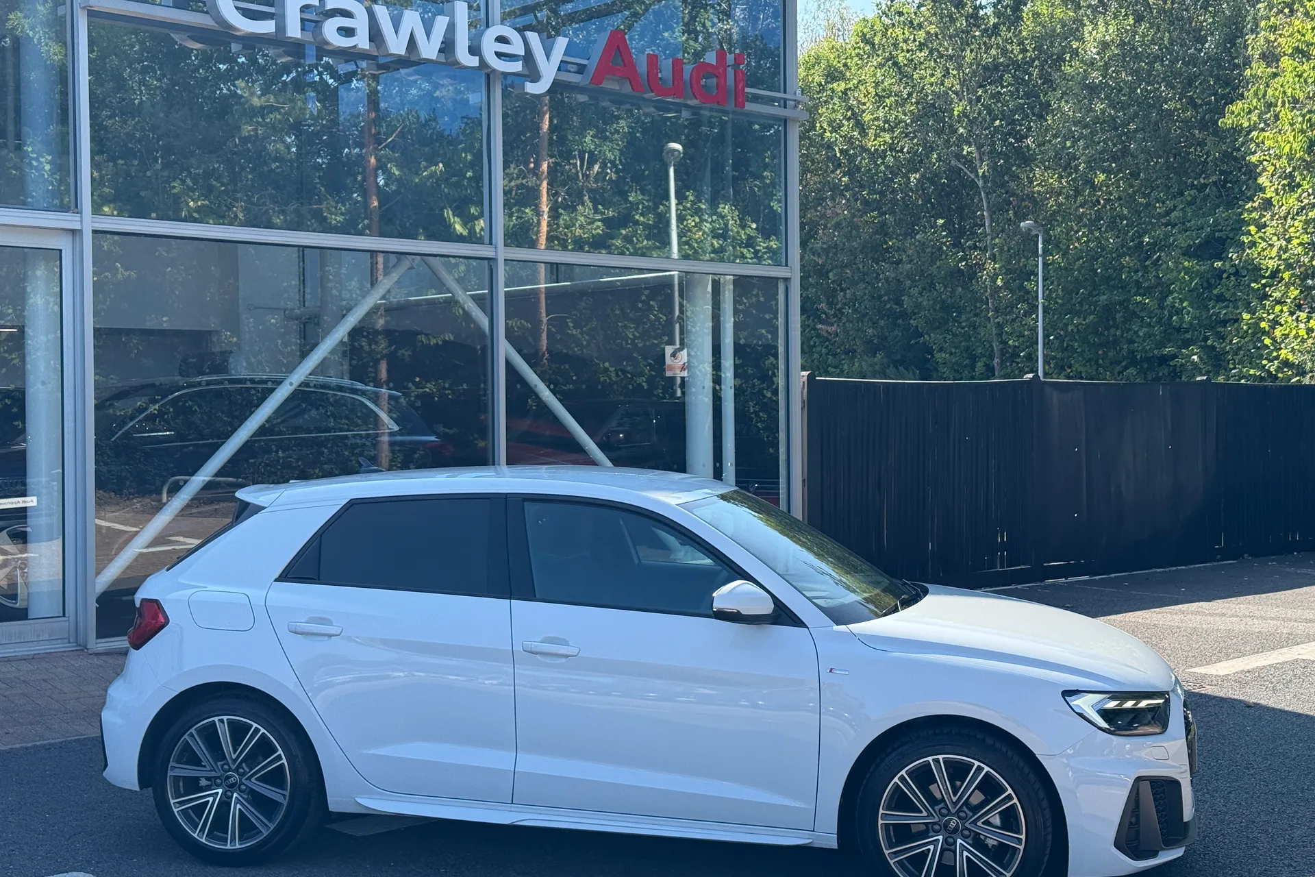 Audi A1 thumbnail image number 2
