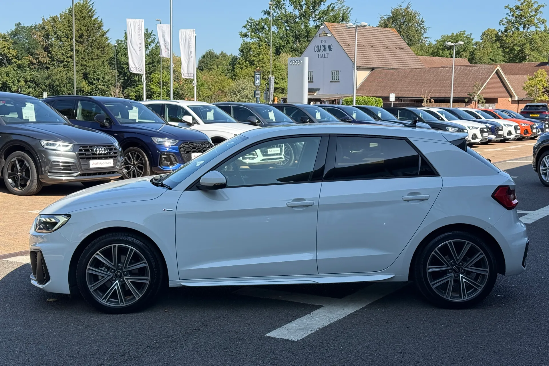 Audi A1 thumbnail image number 44