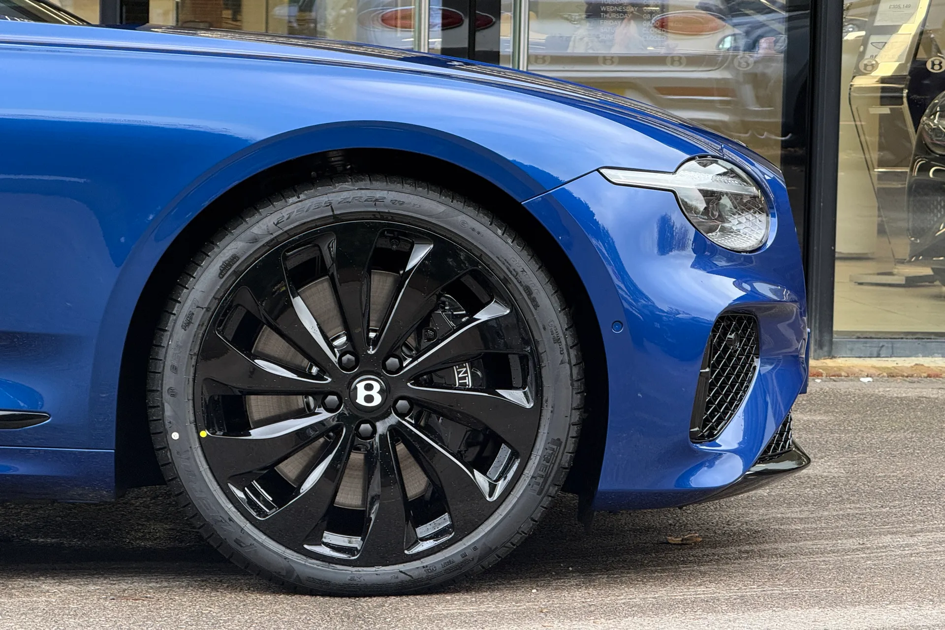 Bentley CONTINENTAL GT thumbnail image number 4