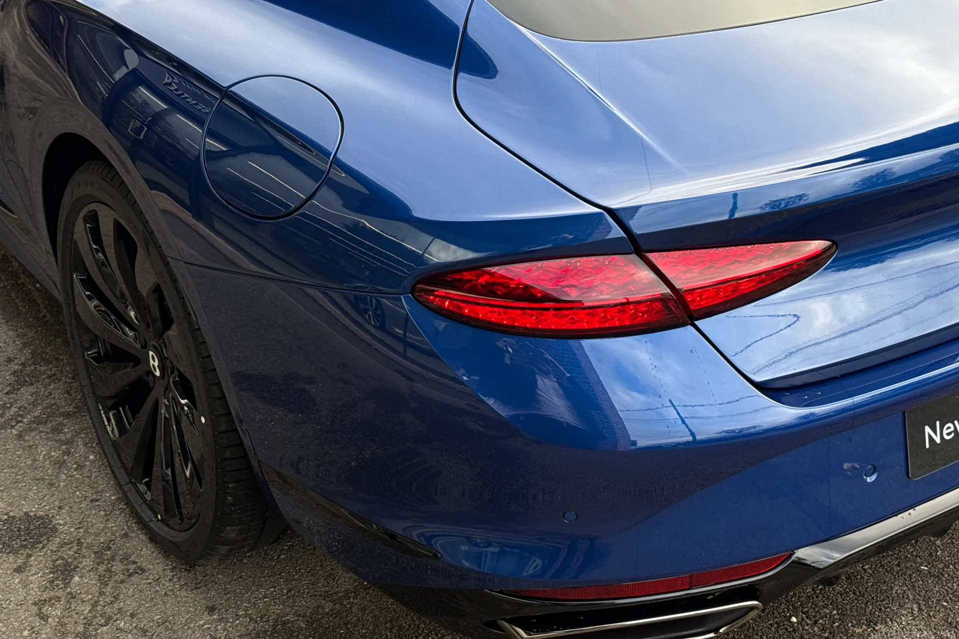 Bentley CONTINENTAL GT thumbnail image number 28