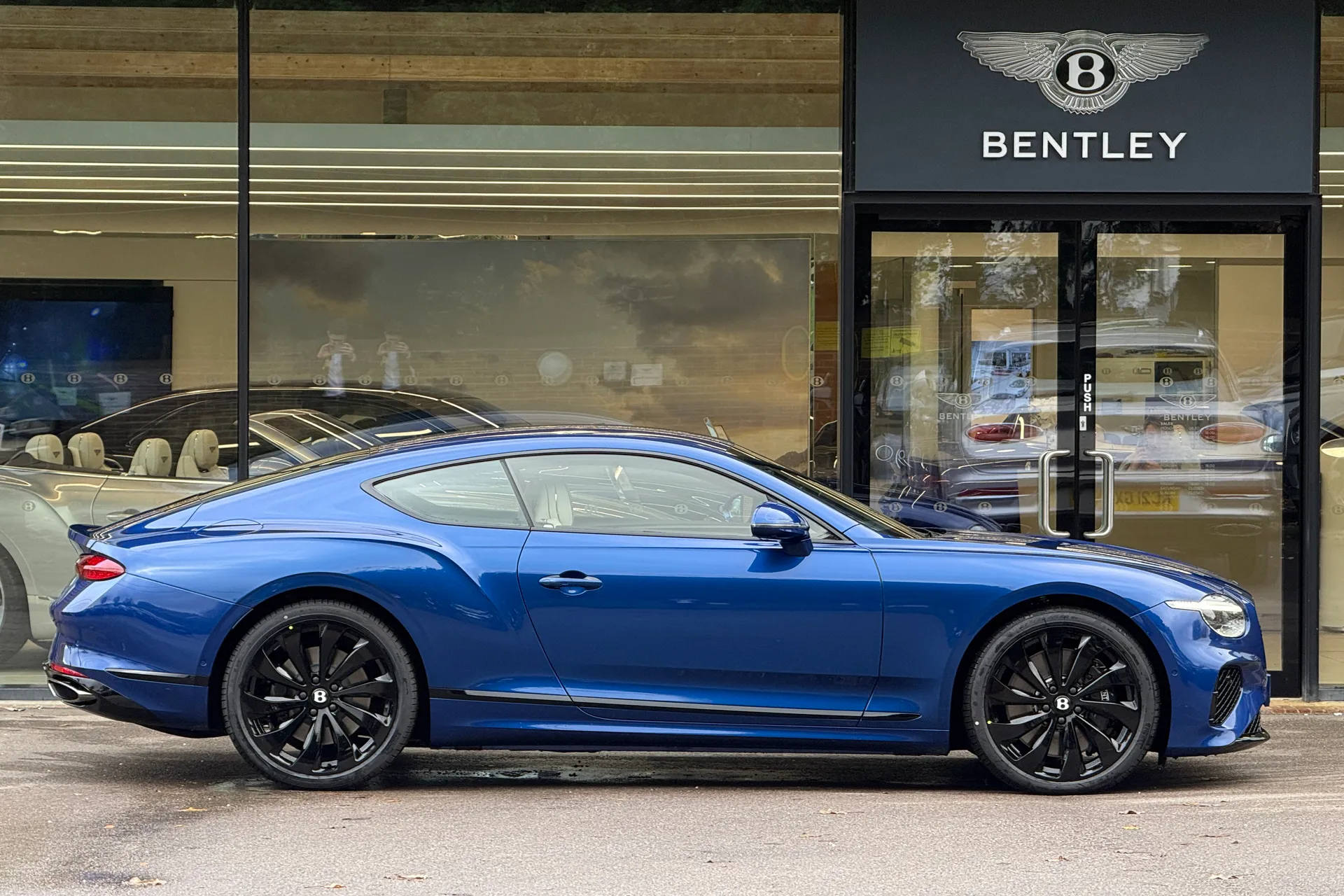 Bentley CONTINENTAL GT thumbnail image number 6