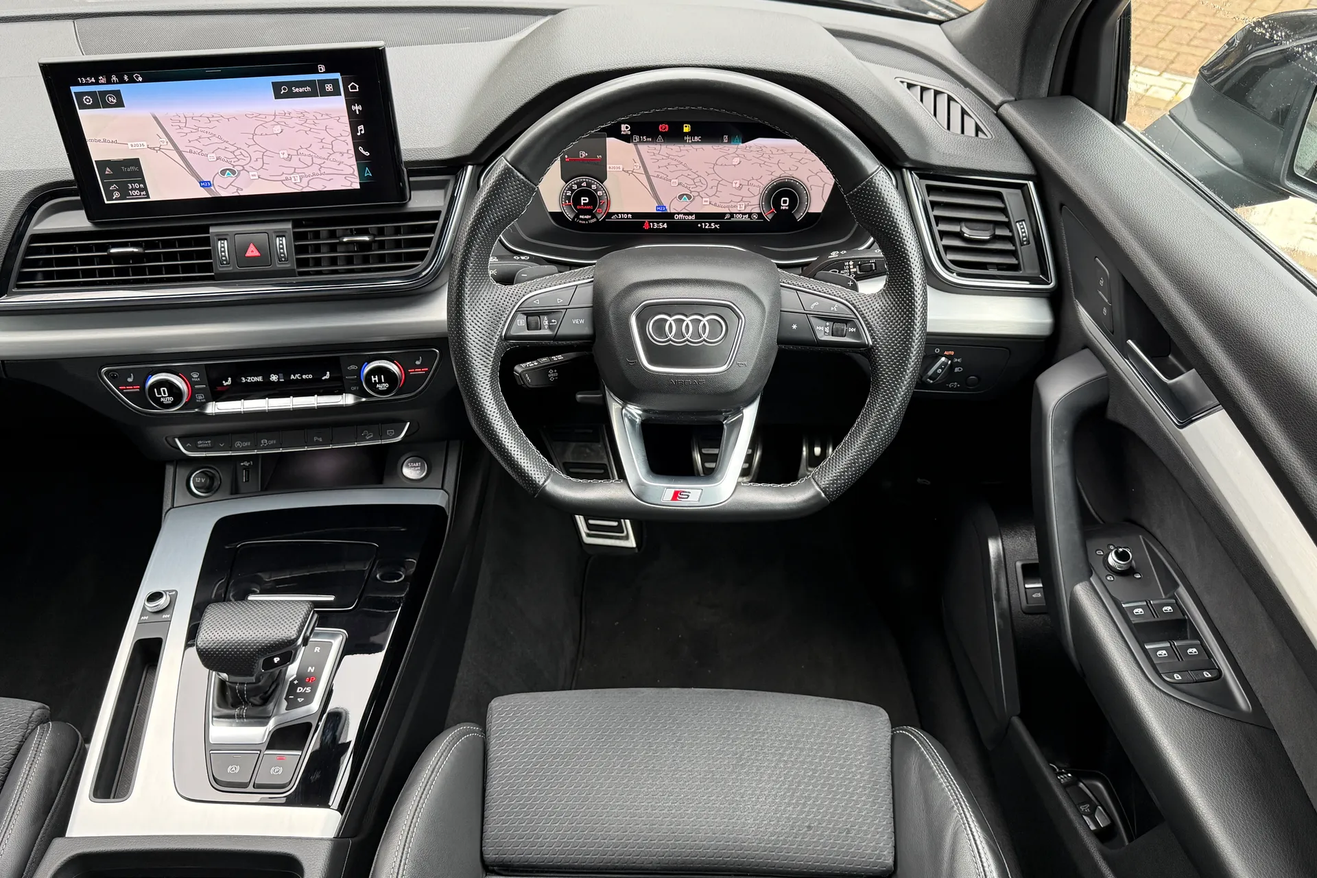 Audi Q5 thumbnail image number 3