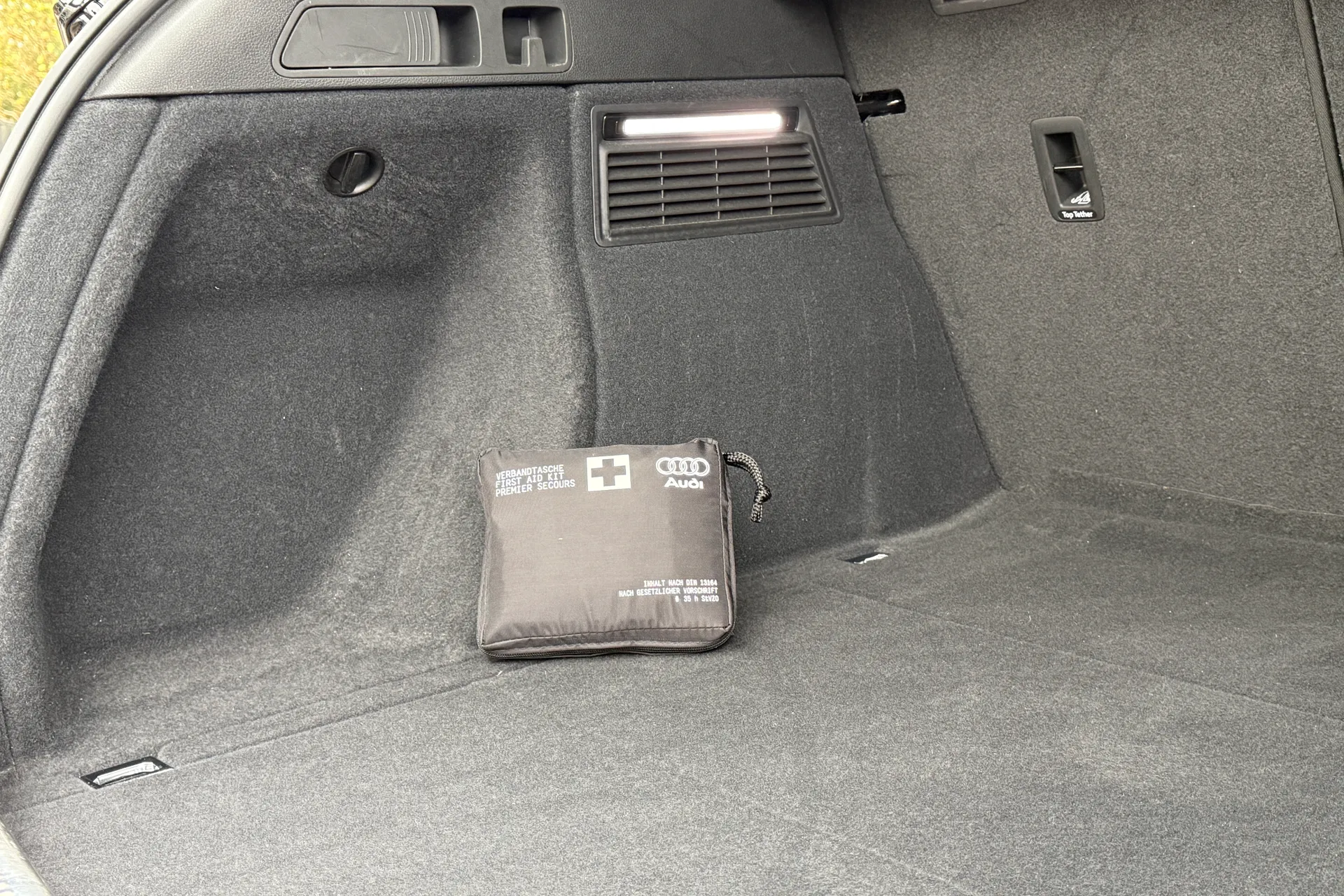 Audi Q5 thumbnail image number 37