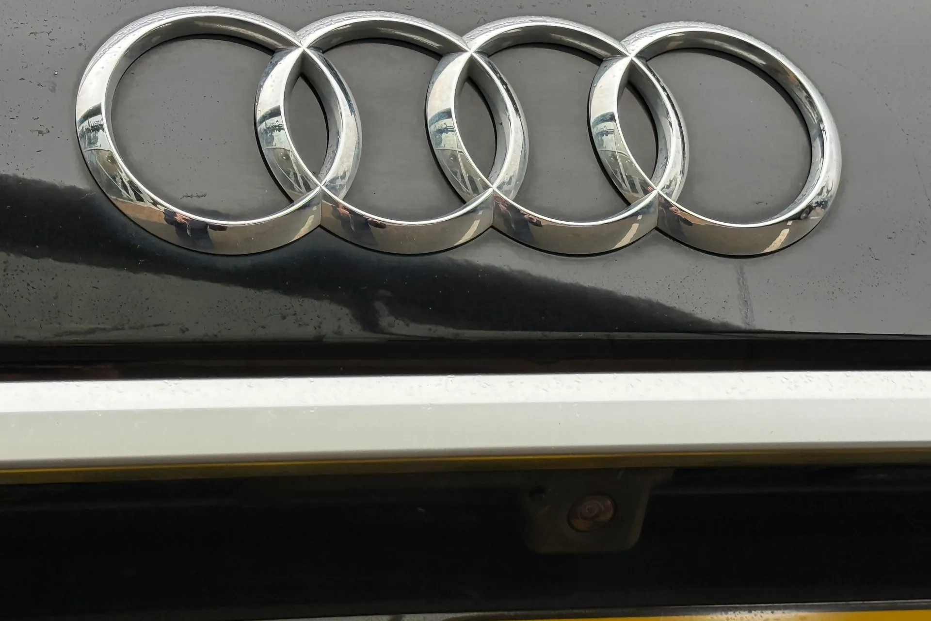 Audi Q5 thumbnail image number 32