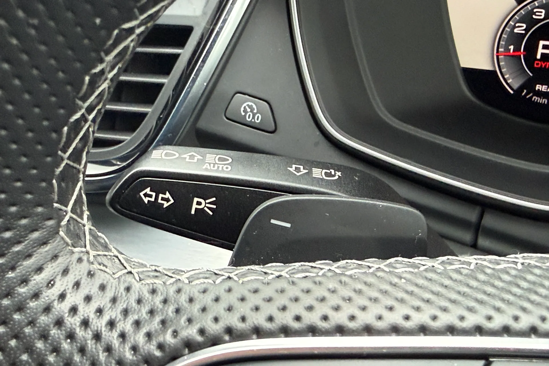 Audi Q5 thumbnail image number 62