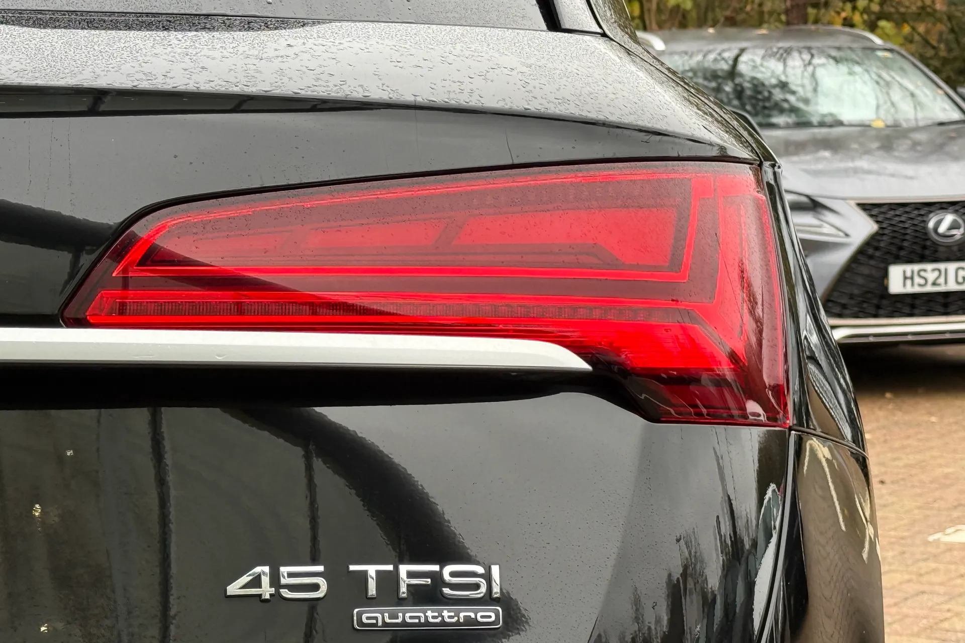 Audi Q5 thumbnail image number 31