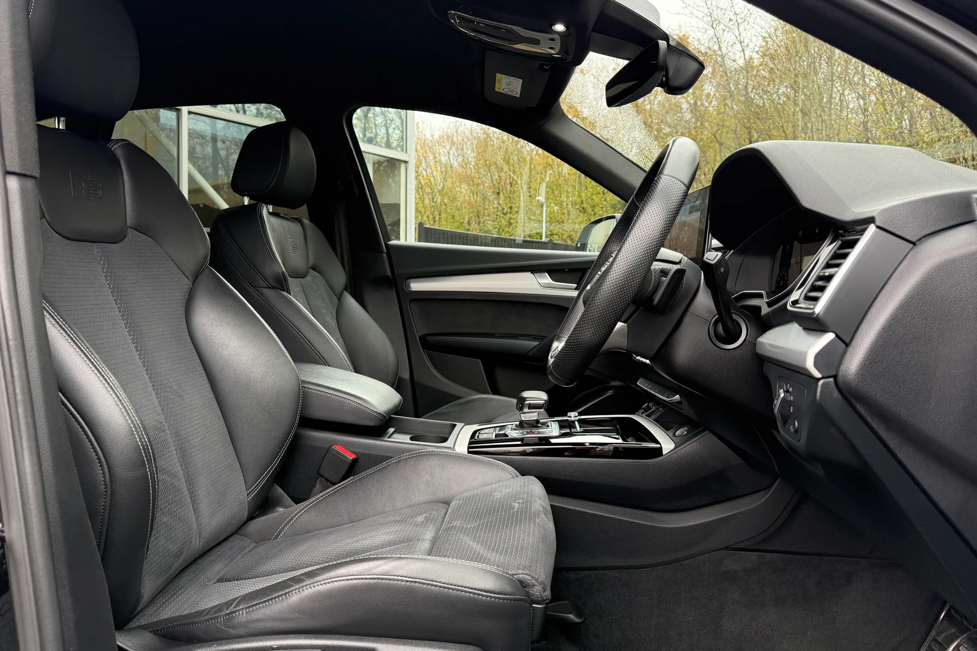 Audi Q5 thumbnail image number 13