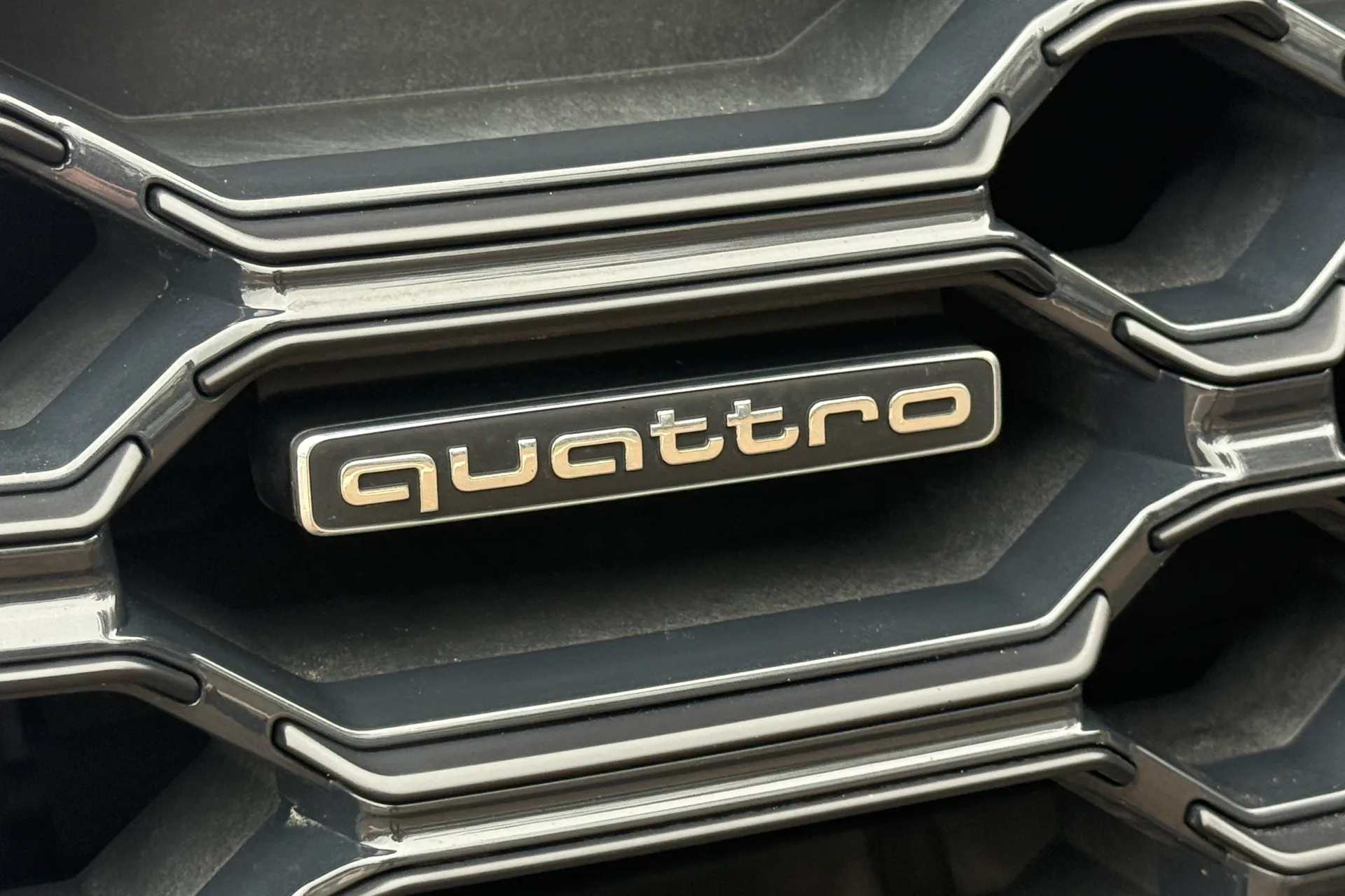 Audi Q5 thumbnail image number 60