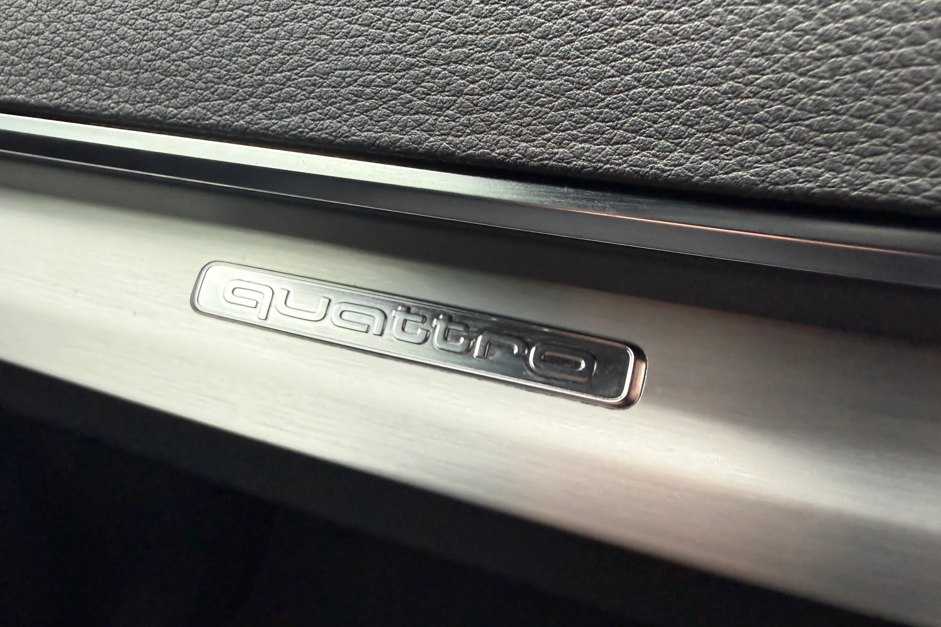 Audi Q5 thumbnail image number 44