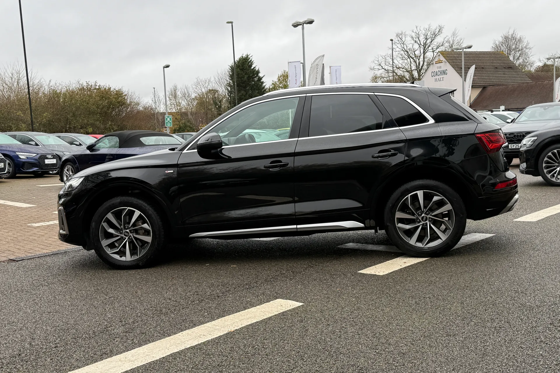 Audi Q5 thumbnail image number 16