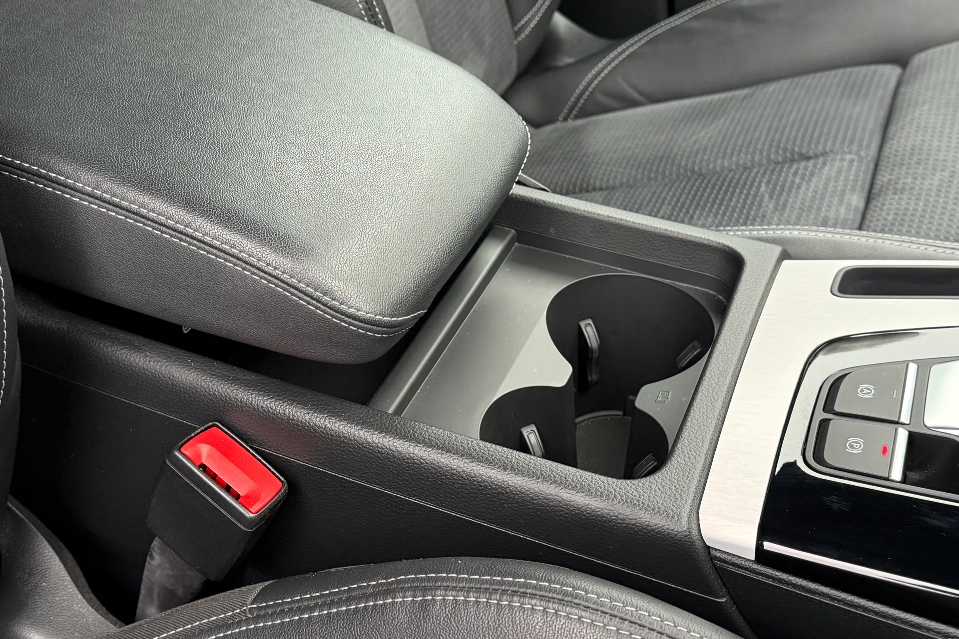 Audi Q5 thumbnail image number 48