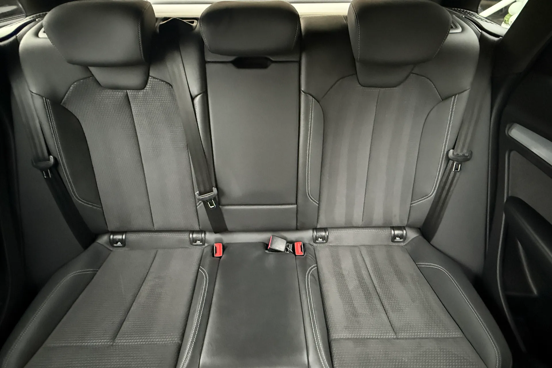 Audi Q5 thumbnail image number 25