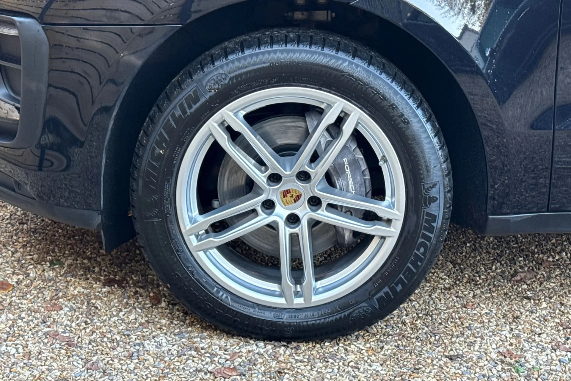 Porsche MACAN thumbnail image number 10