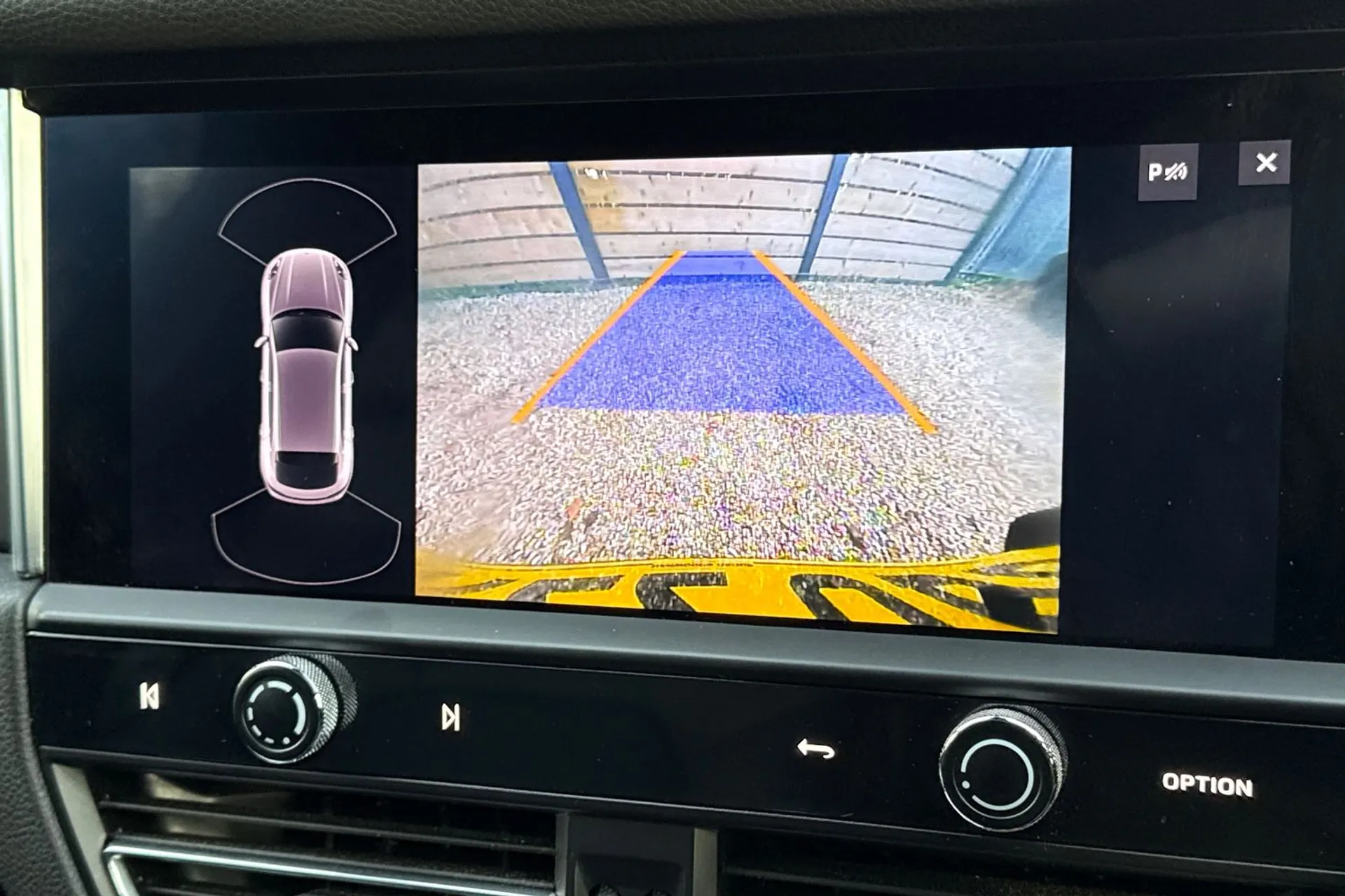 Porsche MACAN thumbnail image number 37