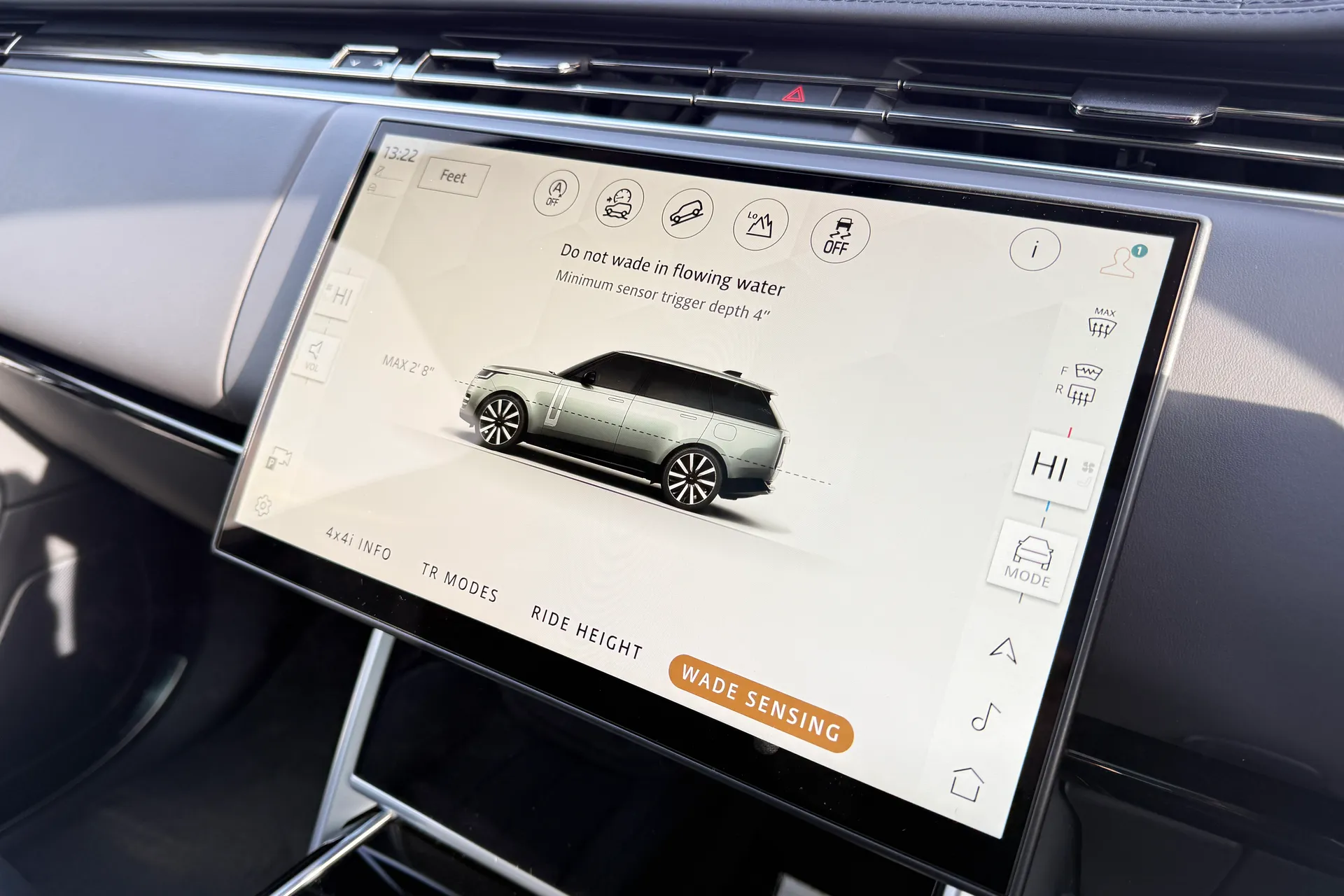 LAND ROVER RANGE ROVER thumbnail image number 48