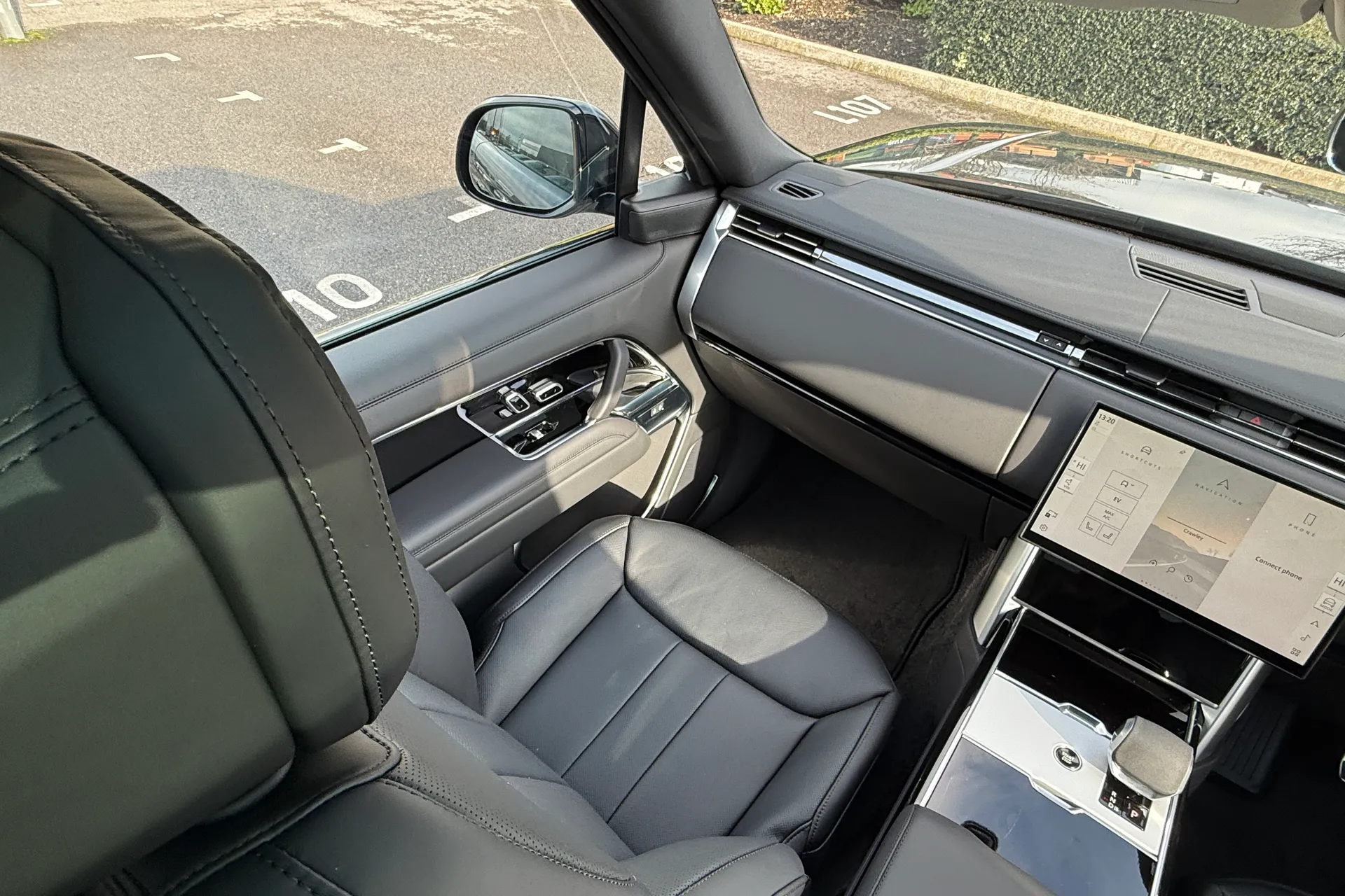 LAND ROVER RANGE ROVER thumbnail image number 23