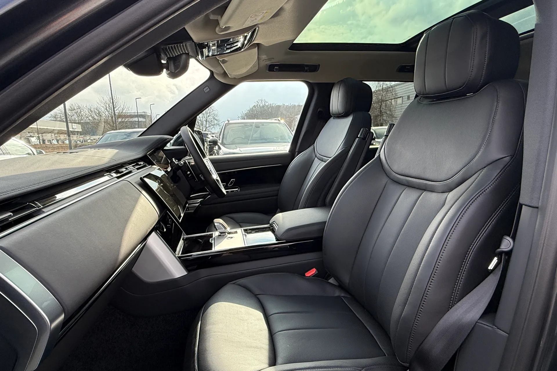 LAND ROVER RANGE ROVER thumbnail image number 42