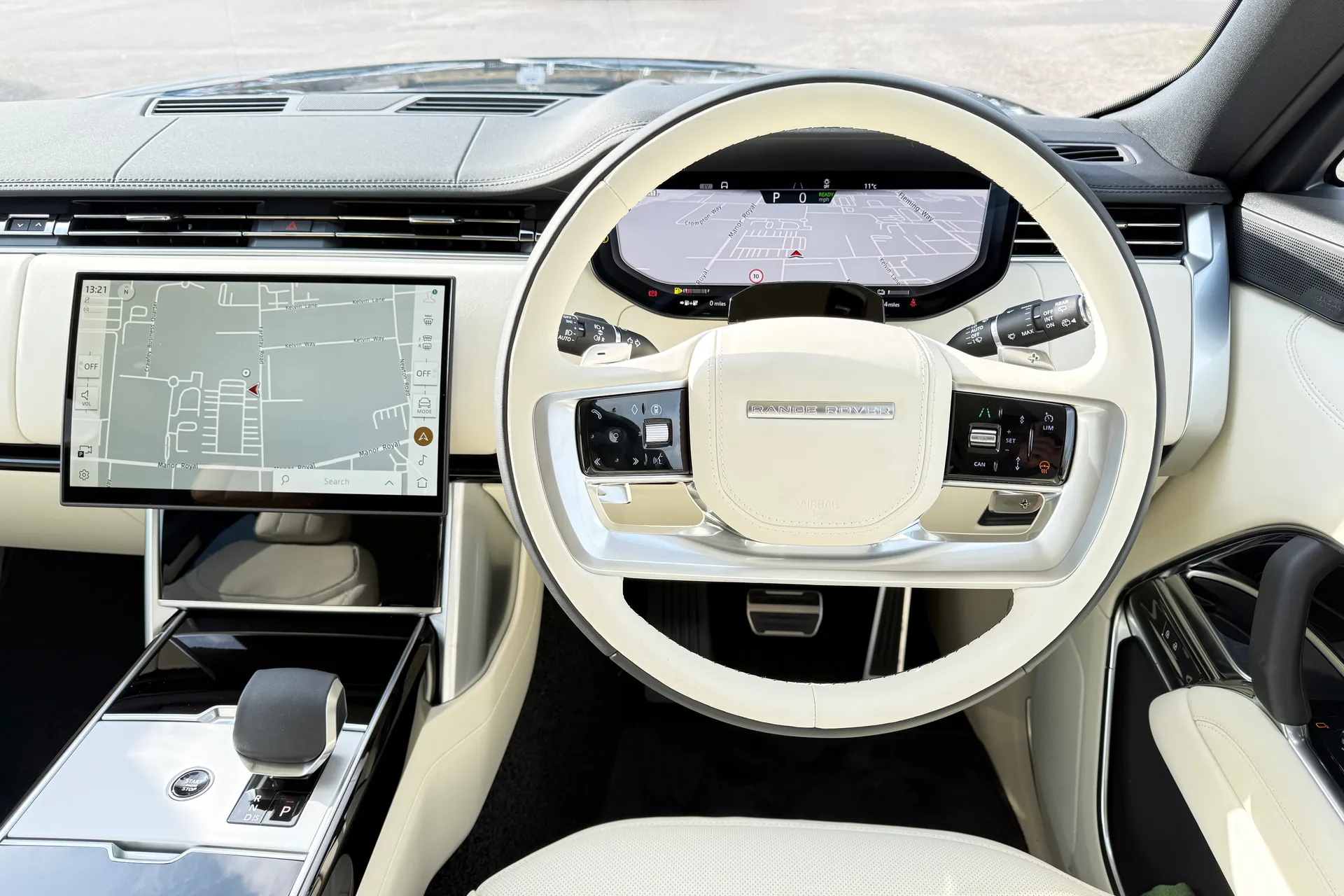 LAND ROVER RANGE ROVER thumbnail image number 29