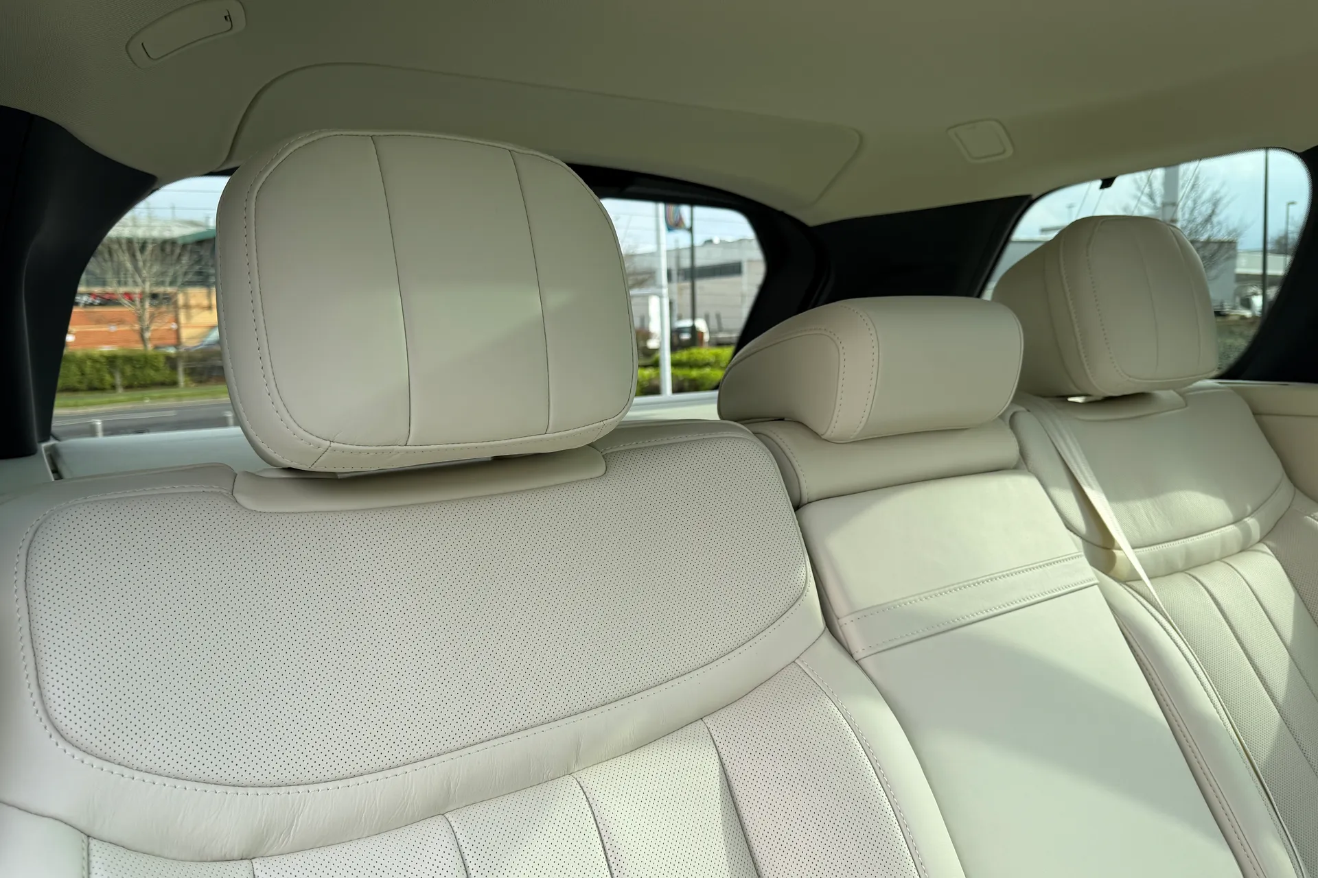 LAND ROVER RANGE ROVER thumbnail image number 39