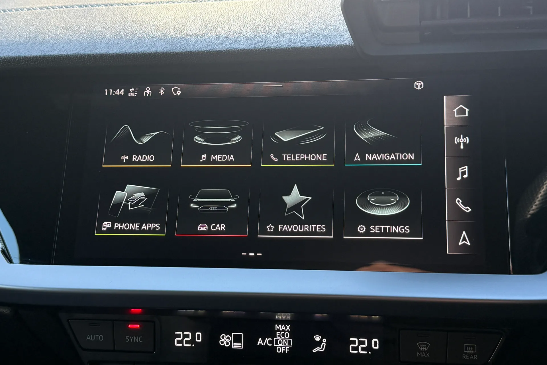 Audi A3 thumbnail image number 22