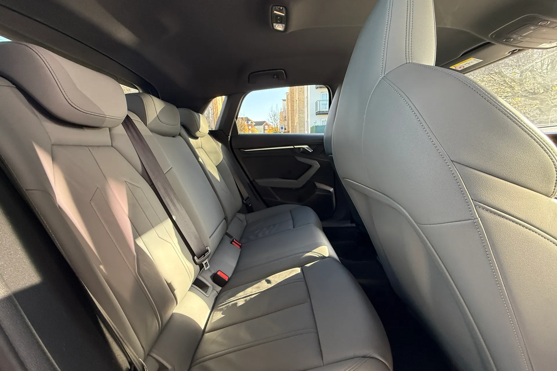 Audi A3 thumbnail image number 35