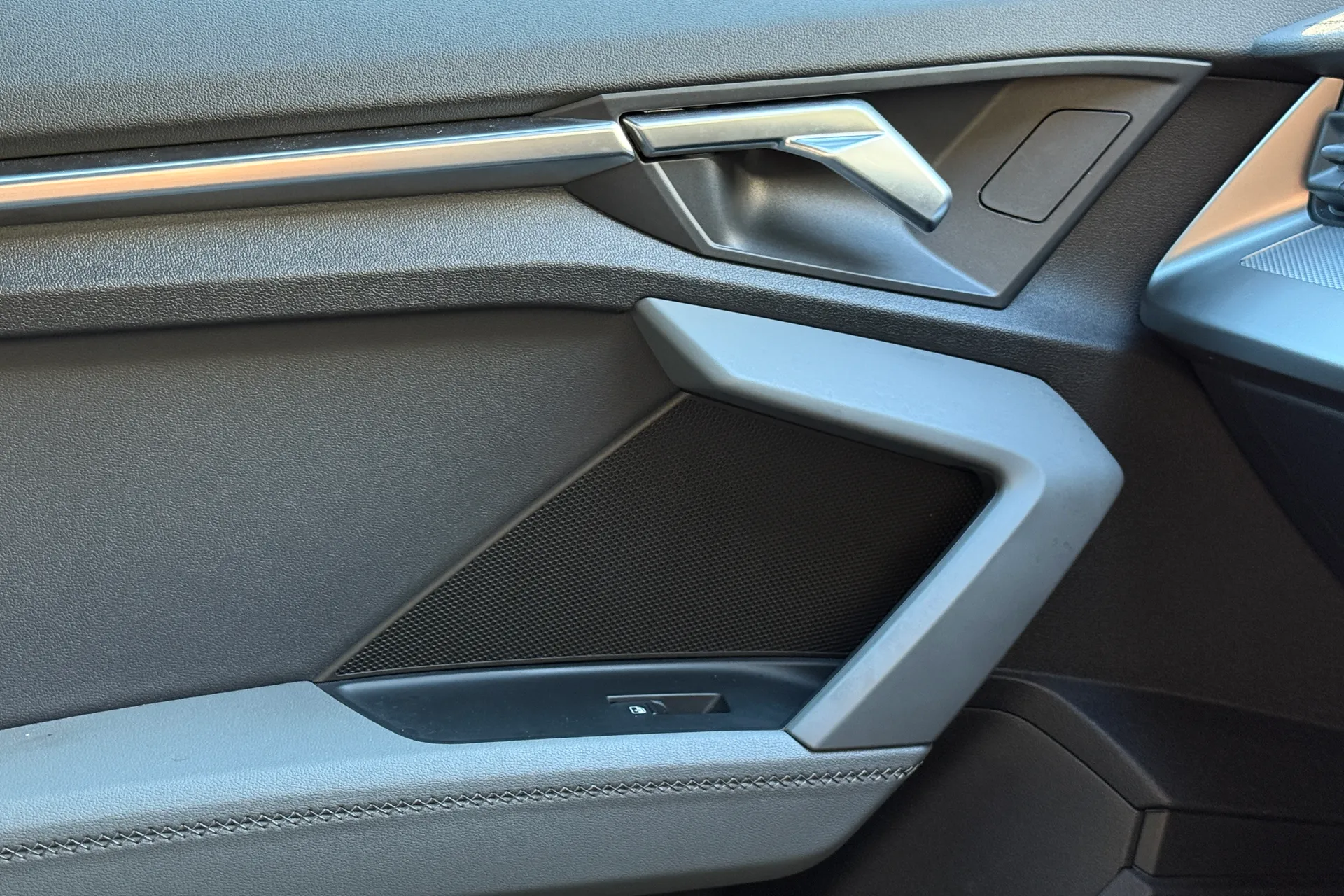 Audi A3 thumbnail image number 26