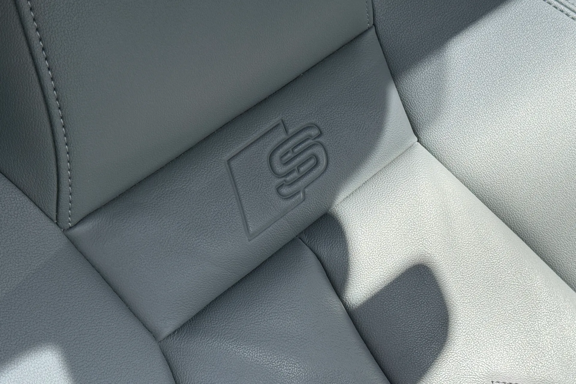 Audi A3 thumbnail image number 34