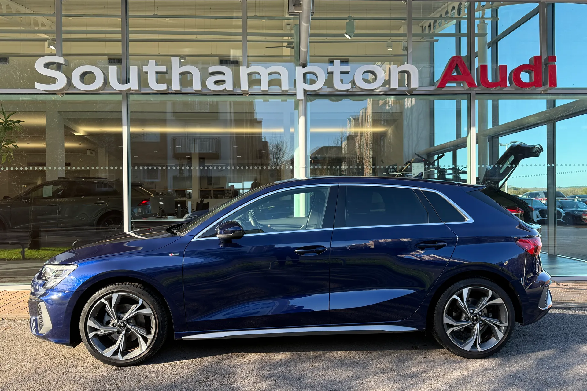 Audi A3 thumbnail image number 51